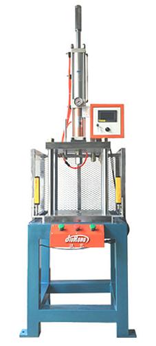 臺式四柱型氣液壓力機 臺式四柱型氣液壓力機